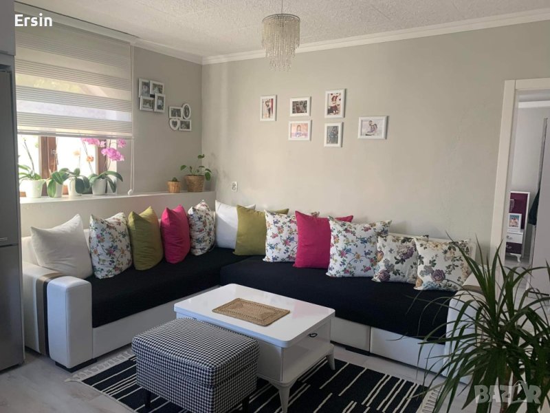 Ъглов диван в много добро състояние, снимка 1