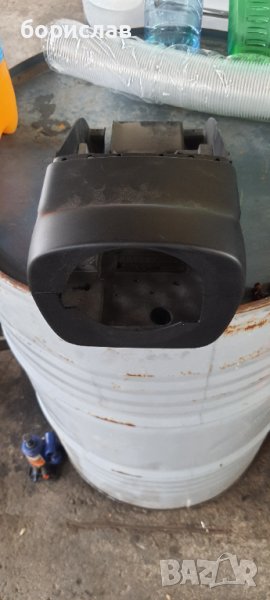 Пластмаса зад вола за пасат б6, снимка 1