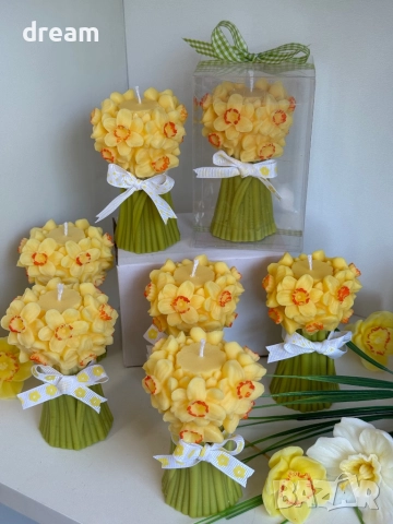 Соева свещ”Нарциси”, снимка 5 - Подаръци за жени - 52503152