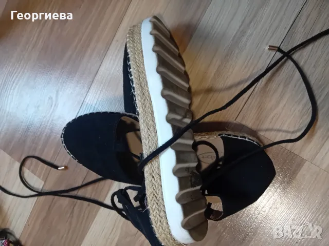 Дамски обувки, снимка 3 - Дамски ежедневни обувки - 50413236