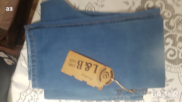 Нови дамски дънки - 29 размер, снимка 5 - Дънки - 32985181