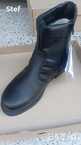 униформени обувки -зимни 42