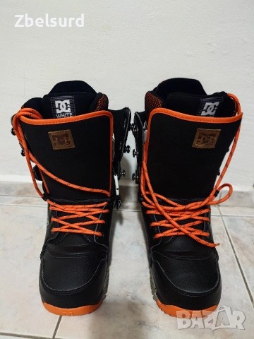 Сноуборд обувки DC Mutiny 42 + чорапи Flow, снимка 5 - Зимни спортове - 53399642