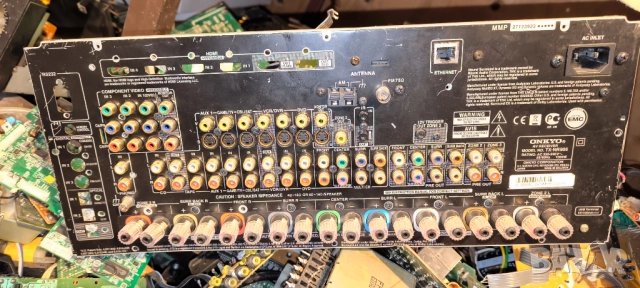 Onkyo TX-SR876 на части, снимка 3 - Ресийвъри, усилватели, смесителни пултове - 51325514