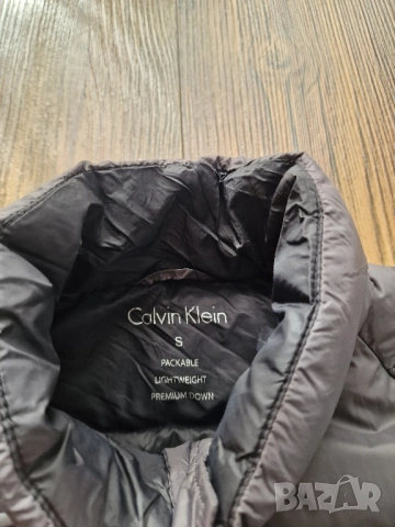 Страхотно мъжко яке пухено CALVIN KLEIN размер S , пух и пера , снимка 4 - Якета - 52289974
