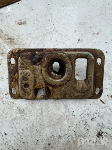 БРАВА ПРЕДЕН КАПАК ВОЛГА ГАЗ 24 ГАЗ 3110 ГАЗ 53 ГАЗ 52 НОВ СССР, снимка 2 - Части - 49535763