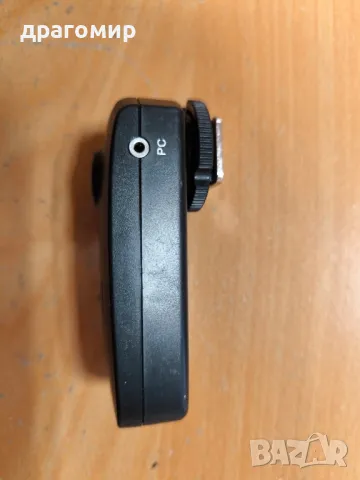 NEEWER FC-16 2,4 GHz, снимка 4 - Светкавици, студийно осветление - 47520641