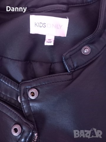 Кожено яке ONLY 140 см, снимка 3 - Детски якета и елеци - 44001219
