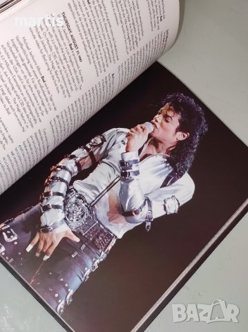 Michael Jackson книга-албум, снимка 3 - Други - 43316737