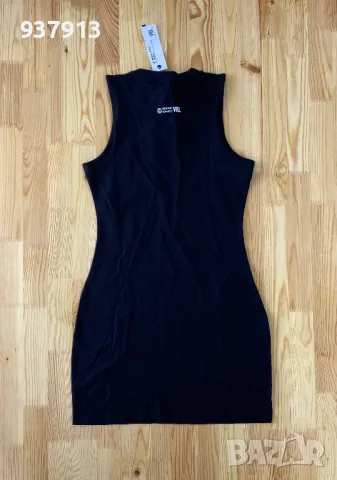 Черна рокля, снимка 2 - Рокли - 48505379