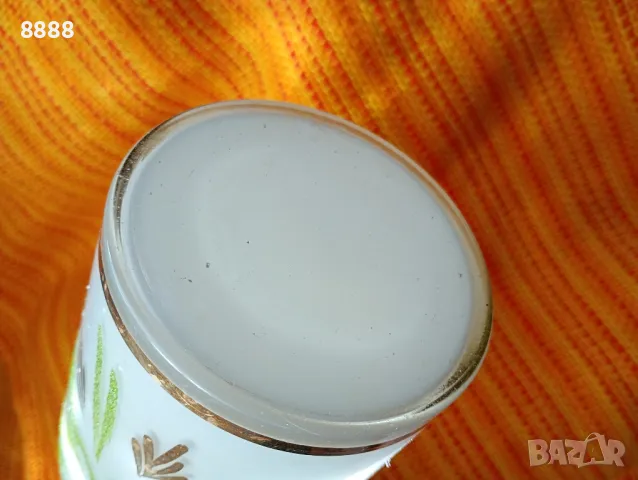 Стъклена ваза , снимка 1