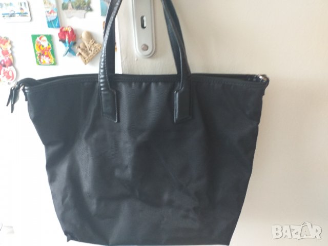 Черна дамска чанта , снимка 3 - Чанти - 36763668