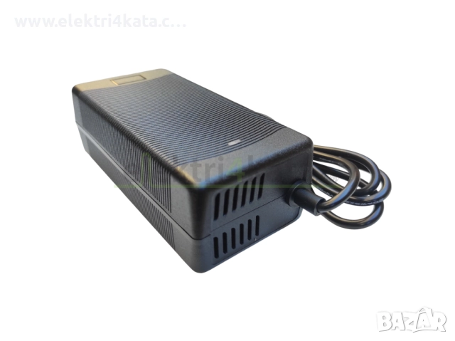 Зарядно устройство 67.2V (DC 5.5 x 2.5 мм) компактно, снимка 2 - Части - 52464984