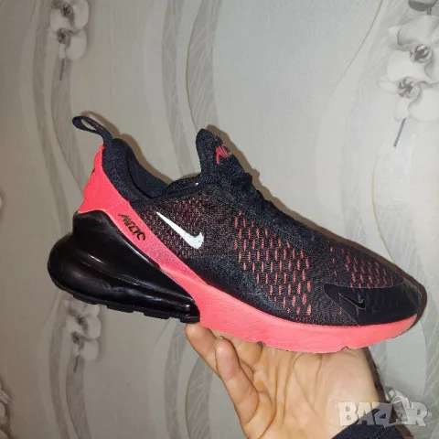 оригинални маратонки Nike Air Max 270  номер 42-42,5, снимка 4 - Маратонки - 47473369