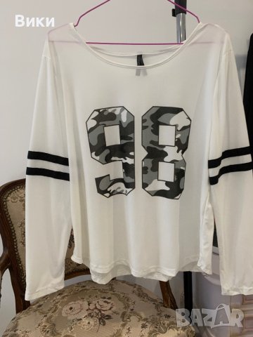 Дамска блуза в размер S, снимка 1 - Блузи с дълъг ръкав и пуловери - 43989077