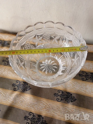 Кристална купа, снимка 3 - Други ценни предмети - 50929431