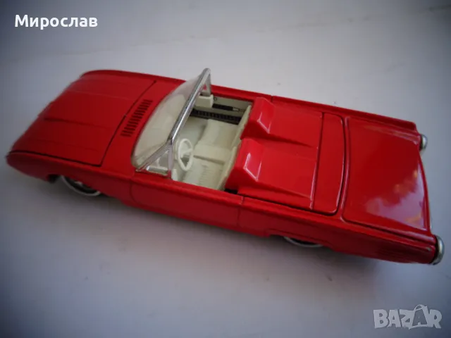  1:43 SOLIDO FORD THUNDERBIRD КОЛИЧКА ИГРАЧКА МОДЕЛ, снимка 5 - Колекции - 47675320