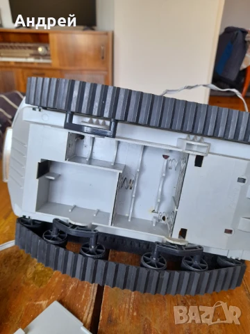 Стара руска играчка Луноход Интеркосмос, снимка 8 - Антикварни и старинни предмети - 50971477