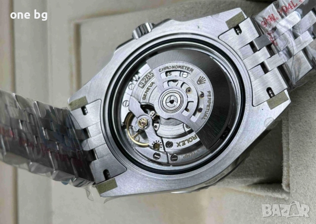 Rolex GMT Master  Batman / Bathgirl , снимка 7 - Луксозни - 51772149