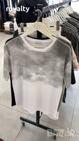 Тениска с камъчета, снимка 3 - Тениски - 49316804