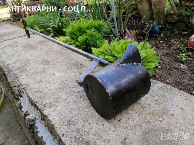 Стара Метална Кана За Изливане На Разтопен Метал. в Антикварни и ...
