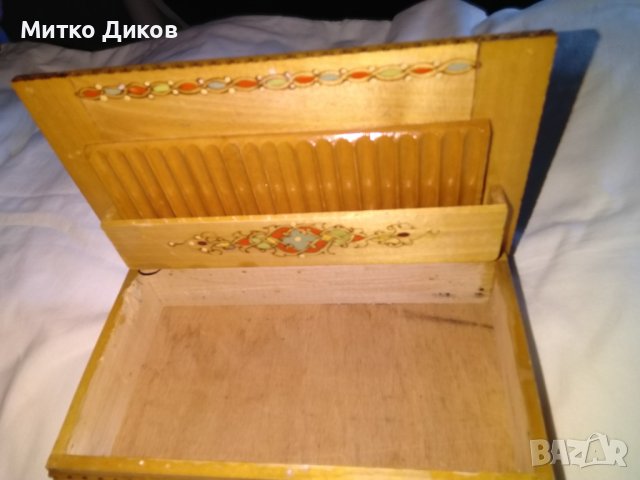 Кутия дървена от соца за цигари-20бр-може и за друго 198х110х49мм, снимка 3 - Табакери - 36623291
