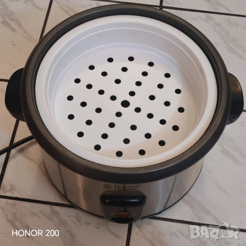 Оризоварка,тенджера за варене на ориз Russell Hobbs 1.8 L. , снимка 2 - Съдове за готвене - 53469608