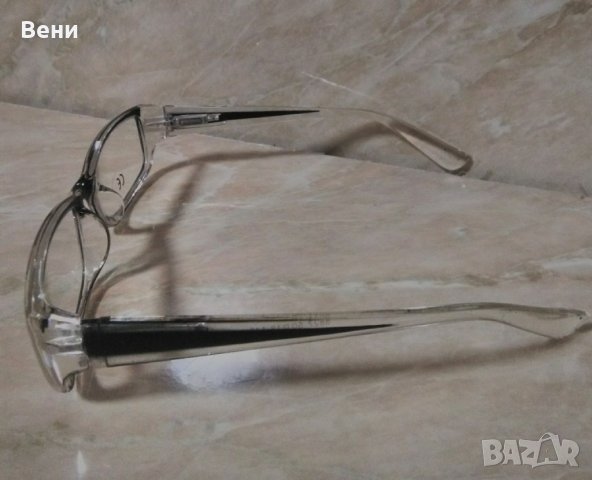 Диоптрични очила, снимка 2 - Слънчеви и диоптрични очила - 35457111