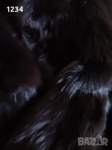 Разкошно дълго палто от черна лисица бутиково/Разкроен модел с вталяване и 