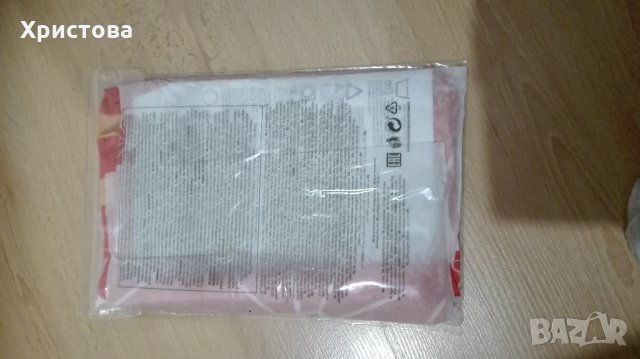 Голям, нов, дамски, квадратен шал от Avon, снимка 3 - Шалове - 26581469