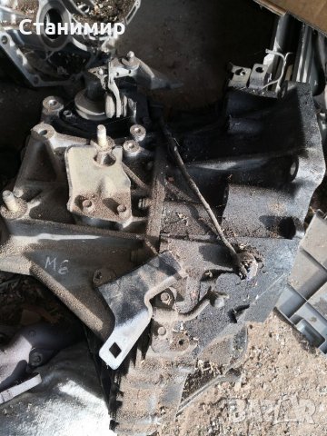 Ръчна скоростна кутия Нисан Хтрайл 136 коня дизел , снимка 2 - Части - 35606007