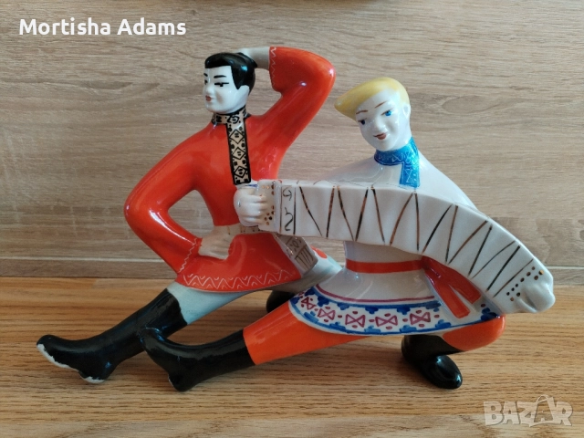 Съветска статуетка "Русский перепляс"