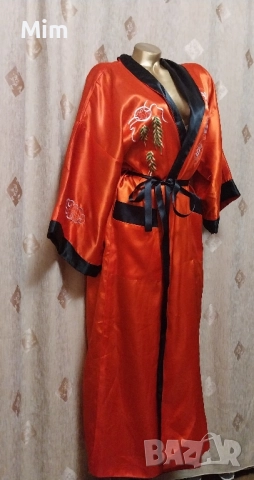 Сатенен халат с две лица черно и червено бродерия дракон , снимка 15 - Нощници - 51915370