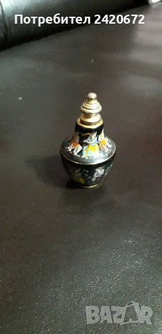 Старинно  шишенце  за парфюм