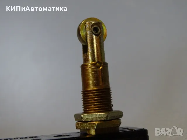 микроизключвател VEB Robotron typ A1E1(ALE1) micro switch button 380VAC, снимка 3 - Резервни части за машини - 47677337