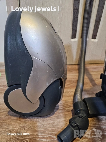 Прахосмукачка Osaka 1500w мощна, снимка 6 - Прахосмукачки - 52674759