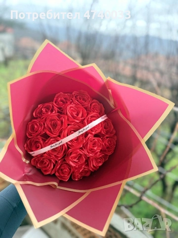 Ръчно изработен вечен букет от сатенени рози, снимка 2 - Декорация за дома - 53530261