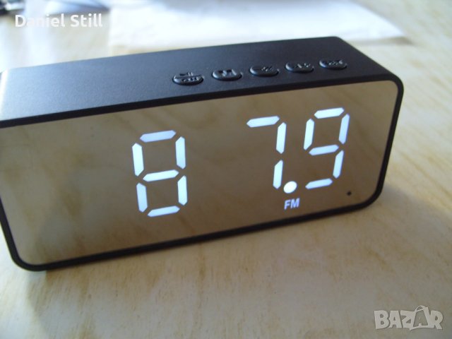 LED Часовник с радио, TF cart, Стерео Bluetooth високоговорител и аларма, снимка 3 - Други - 43950768