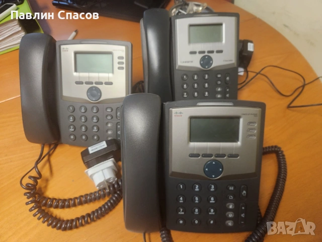 Продавам изгодно VoIP телефони CISCO SPA303 и LINKSYS SPA921