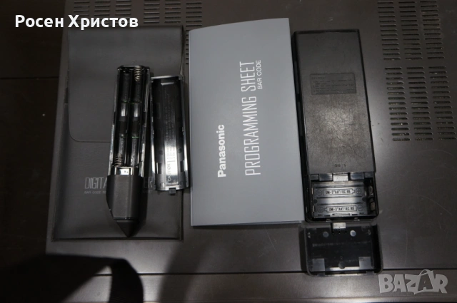 Видеорекордер Panasonic NV-FS1, повреден, с баркод четец и дистанционно, снимка 12 - Плейъри, домашно кино, прожектори - 53036745