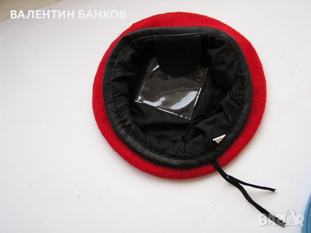Червена барета-военна шапка, снимка 2 - Други ценни предмети - 38554076