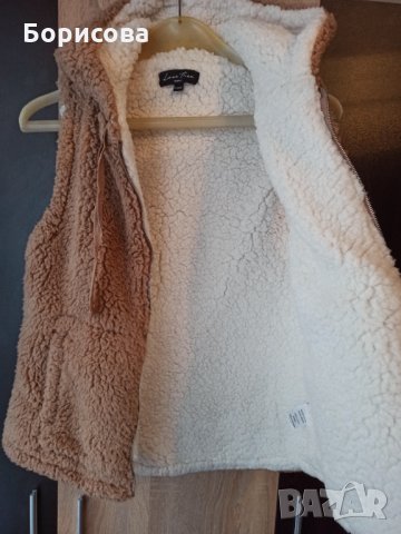 Пухено елече, снимка 2 - Елеци - 35025475