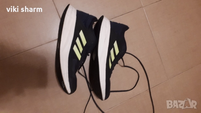 Оригинални маратонки Адидас, #44, снимка 4 - Маратонки - 52706306