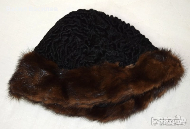 Дамска зимна кожена шапка, снимка 2 - Шапки - 51932499