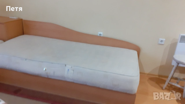 Продавам спешно две ъглови легла за 35евро., снимка 3 - Дивани и мека мебел - 53261568