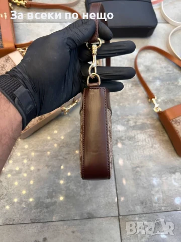 Guess Дамска Чанта Гес - Налични Различни Цветове Код E741, снимка 4 - Чанти - 51293269