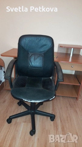 Въртящ се стол,ученически,офис.