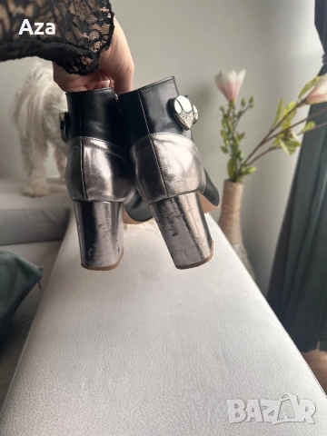 Боти Love Moschino, снимка 5 - Дамски боти - 52935282