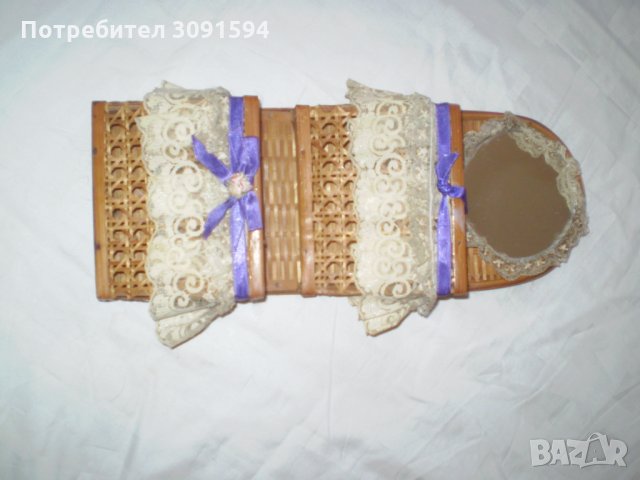 Фолк Арт ръчно изработен несесер от сламки с огледало за стена, снимка 2 - Колекции - 33684759