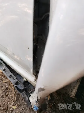 Предна дясна врата Дачия Дъстър 2010-2018г, снимка 7 - Части - 47476549